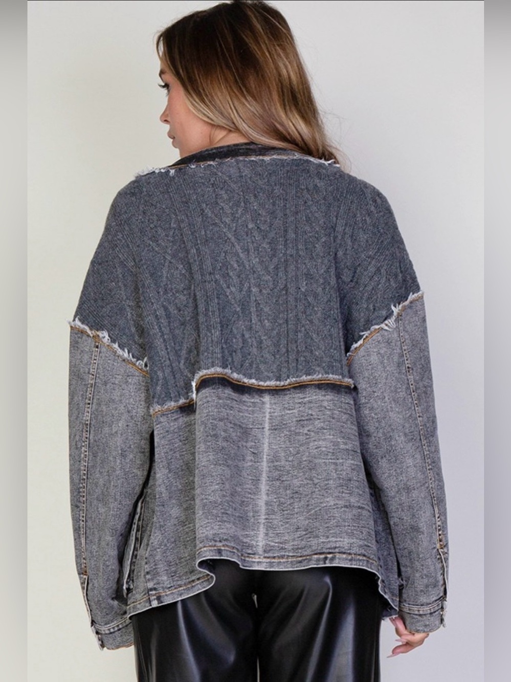 Oversized Washed Gray Sweater Cardigan with Button-Front Closure - Picture 6 of 6